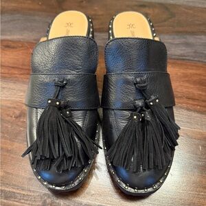 Johnston & Murphy Alice Fringe Mule Black Calfskin